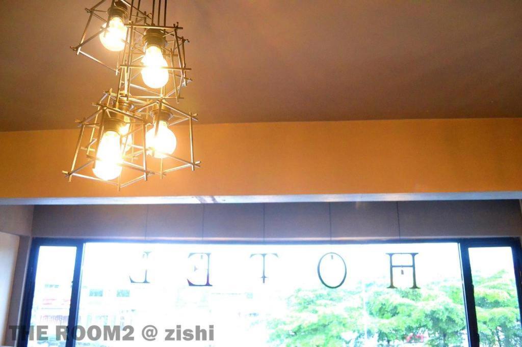The Room2 @ Zishi Kota Bharu Esterno foto